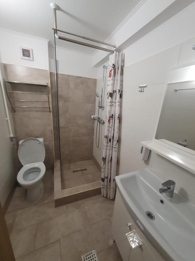 Stay Inn Rediu Valea Lupului  Eksteriør bilde