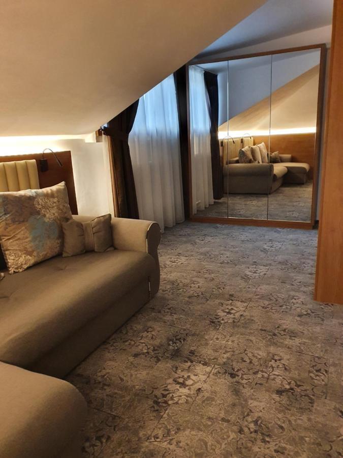 Stay Inn Rediu Valea Lupului  Eksteriør bilde
