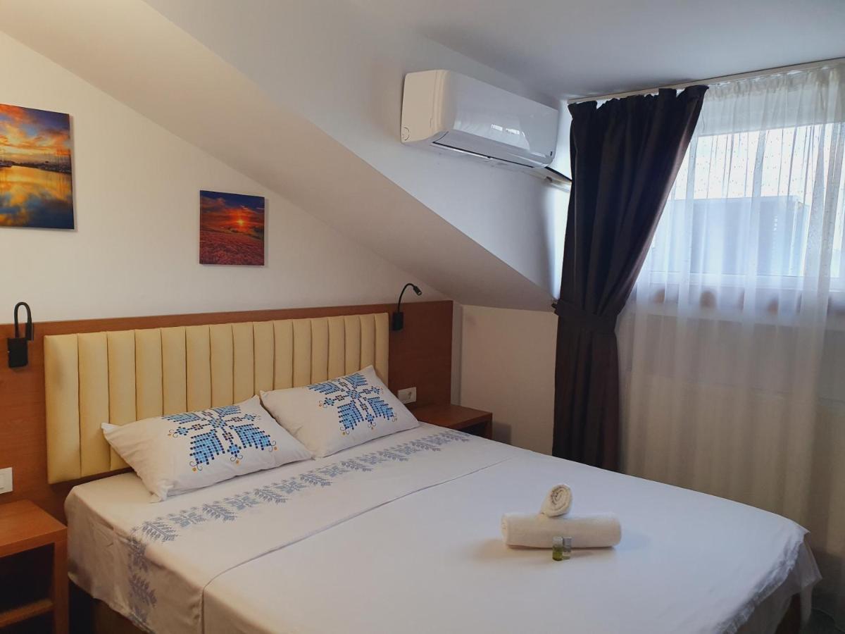 Stay Inn Rediu Valea Lupului  Eksteriør bilde